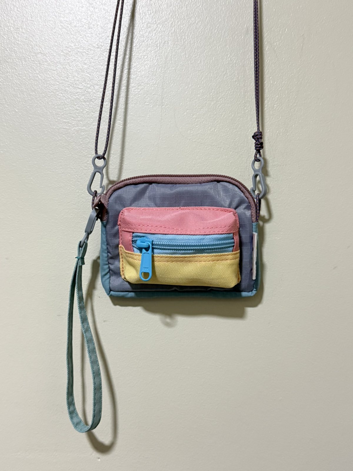 Tiny Pouch