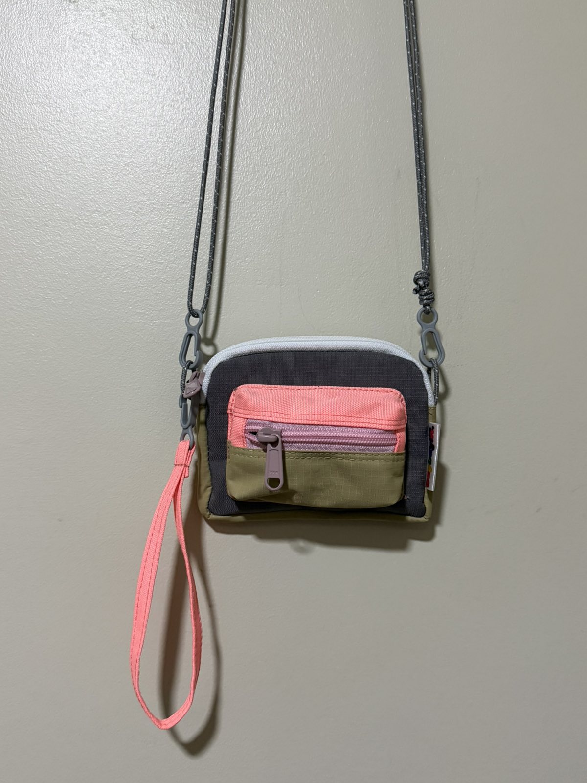 Tiny Pouch